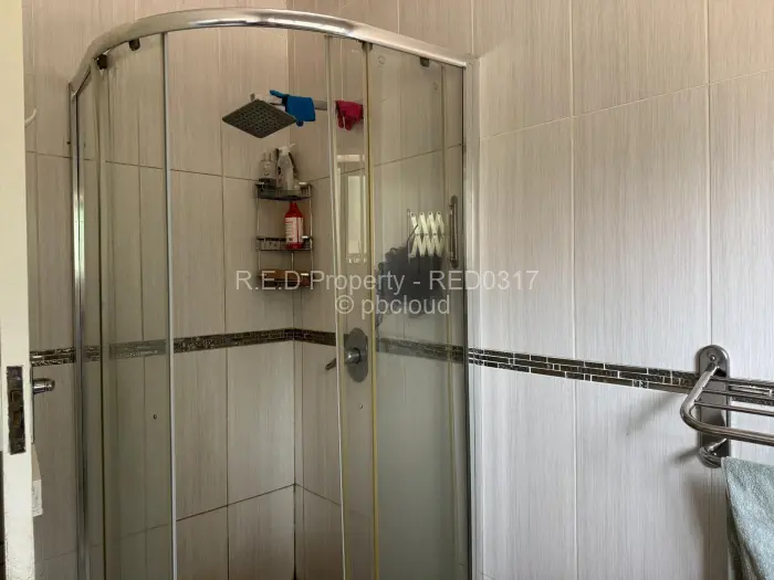 4 Bedroom House for Sale in Famona, Bulawayo