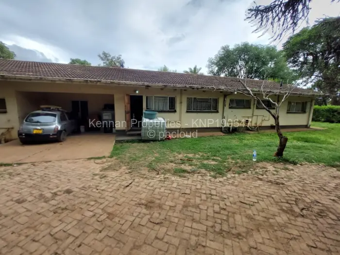 5 Bedroom House for Sale in Kadoma, Kadoma