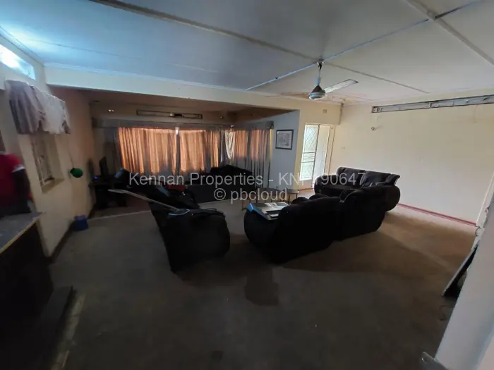 5 Bedroom House for Sale in Kadoma, Kadoma