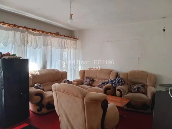 7 Bedroom House for Sale in Chisipite, Harare
