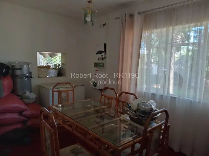 7 Bedroom House for Sale in Chisipite, Harare