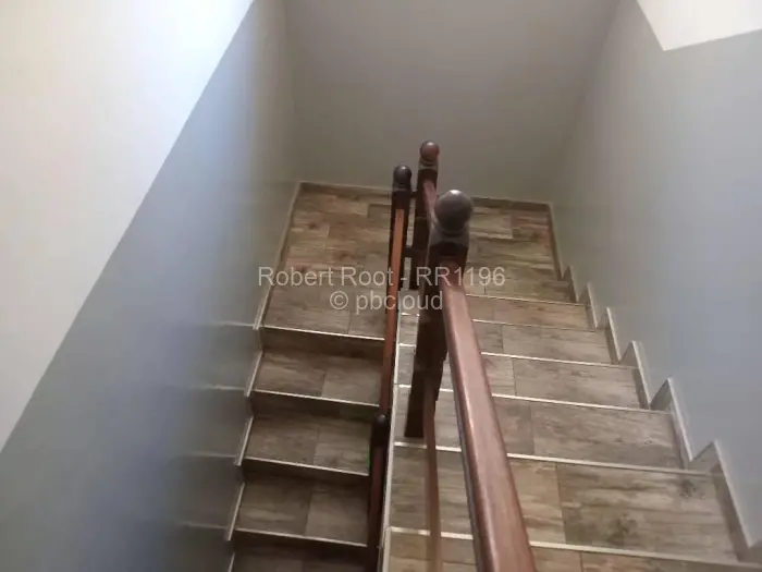 7 Bedroom House for Sale in Chisipite, Harare