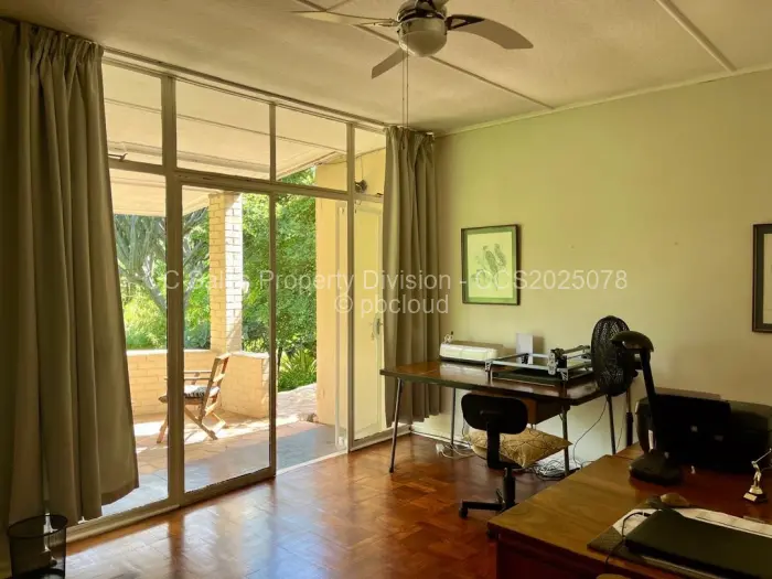 4 Bedroom House for Sale in Burnside, Bulawayo