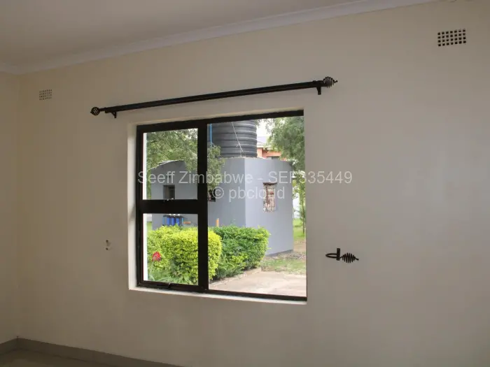 2 Bedroom Cottage/Garden Flat to Rent in Arlington, Harare