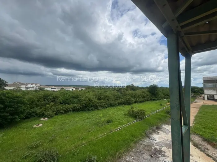 Commercial Stand for Sale in Kadoma, Kadoma