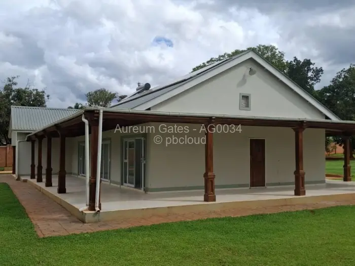 4 Bedroom House to Rent in Borrowdale, Harare