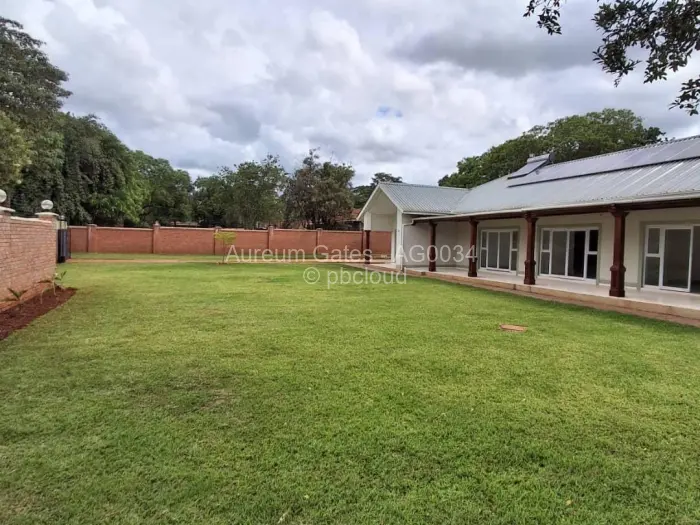 4 Bedroom House to Rent in Borrowdale, Harare