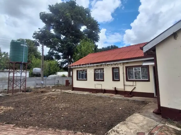 4 Bedroom House to Rent in Mount Pleasant, Harare