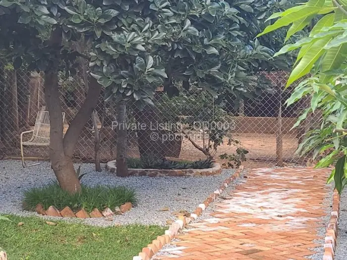 4 Bedroom House to Rent in Norton, Norton