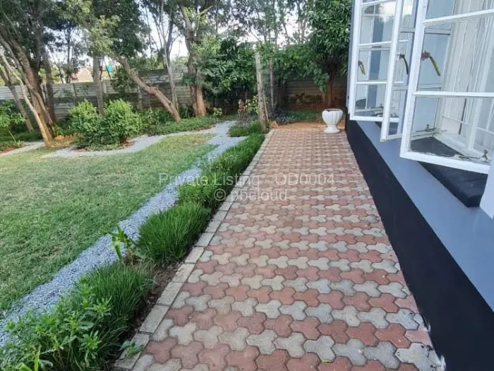 4 Bedroom House for Sale in Norton, Norton