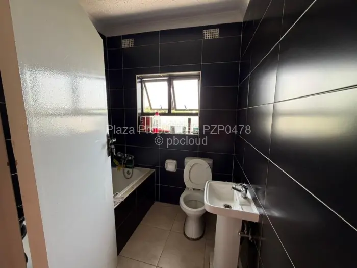 3 Bedroom Cottage/Garden Flat for Sale in Arlington, Harare