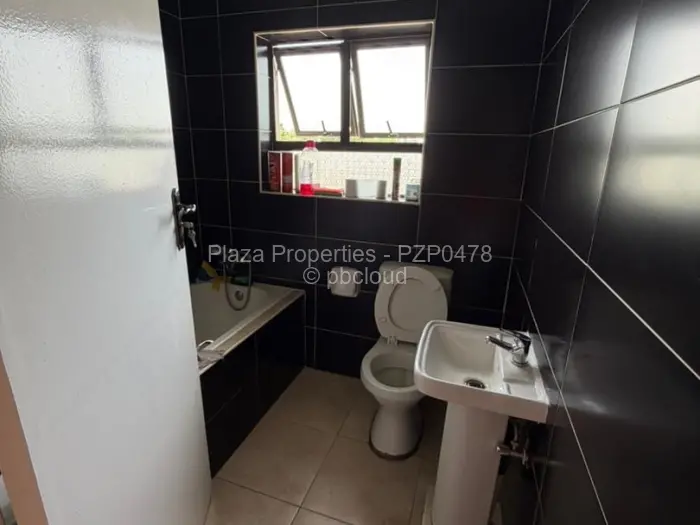 3 Bedroom Cottage/Garden Flat for Sale in Arlington, Harare