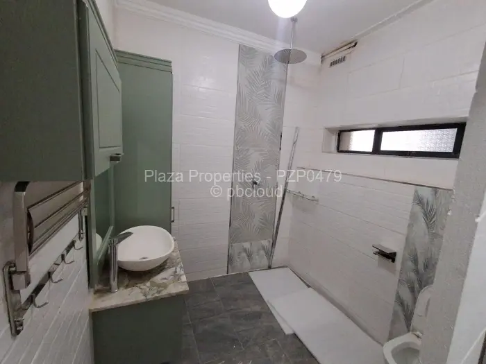 Flat/Apartment to Rent in Borrowdale West, Harare