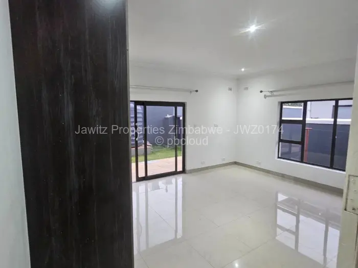 Townhouse/Cluster to Rent in Adylinn, Harare