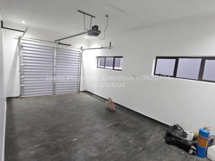 Townhouse/Cluster to Rent in Adylinn, Harare