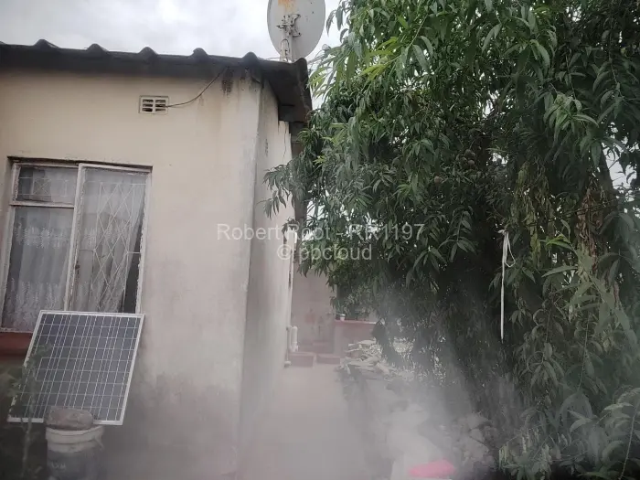 5 Bedroom House for Sale in Glen View, Harare