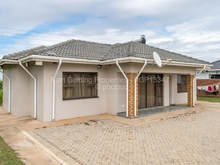 3 Bedroom House for Sale in Arlington, Harare