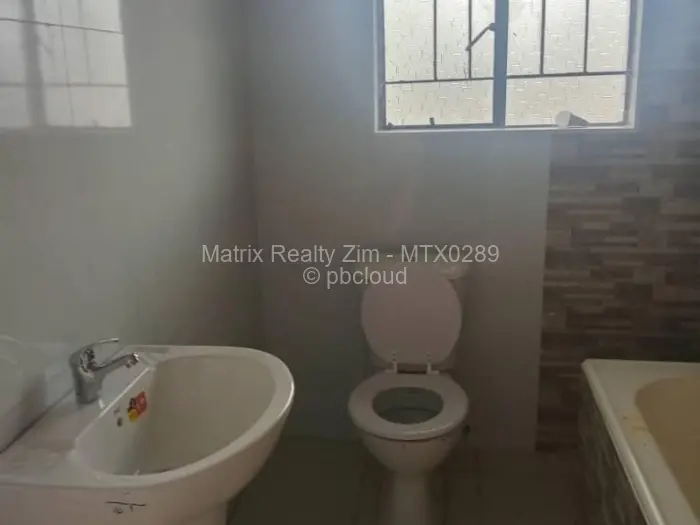 2 Bedroom Cottage/Garden Flat to Rent in Strathaven, Harare