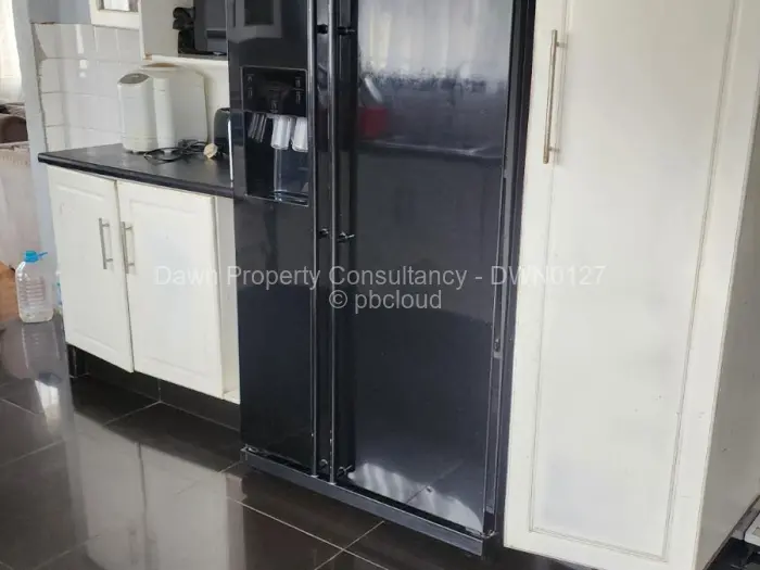 3 Bedroom House to Rent in Mabelreign, Harare