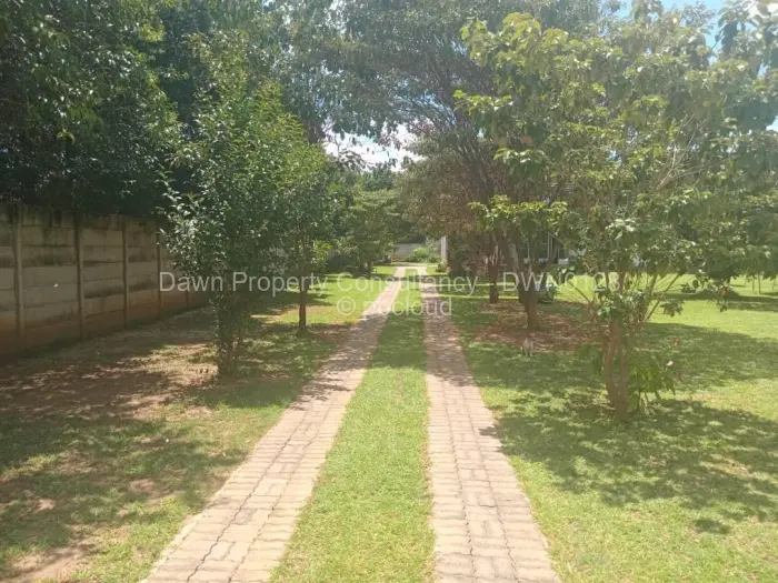 3 Bedroom House to Rent in The Grange, Harare