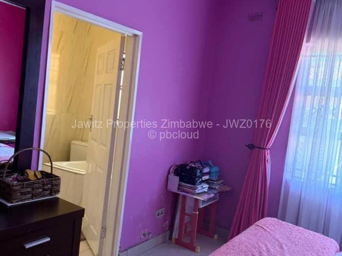 5 Bedroom House to Rent in Sandton Park, Harare