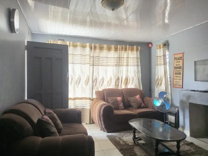 4 Bedroom House for Sale in Warren Park, Harare