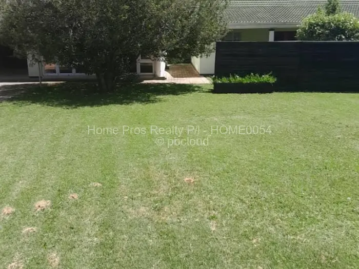 5 Bedroom House for Sale in Alexandra Park, Harare