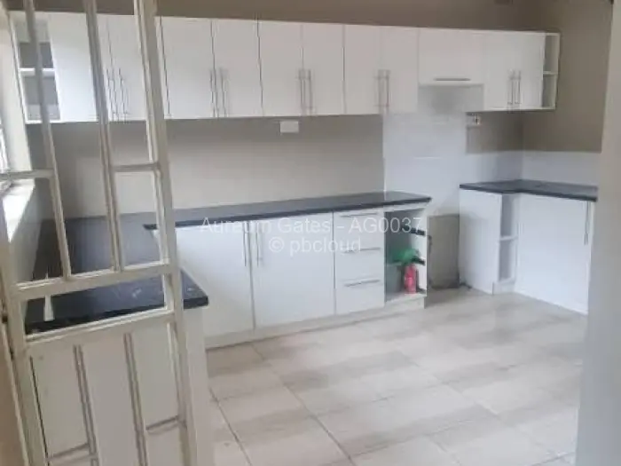 2 Bedroom Cottage/Garden Flat to Rent in Strathaven, Harare