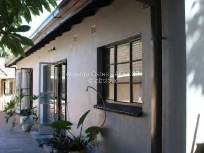 2 Bedroom Cottage/Garden Flat to Rent in Strathaven, Harare