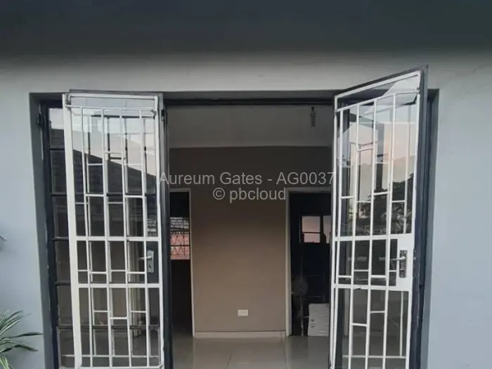 2 Bedroom Cottage/Garden Flat to Rent in Strathaven, Harare