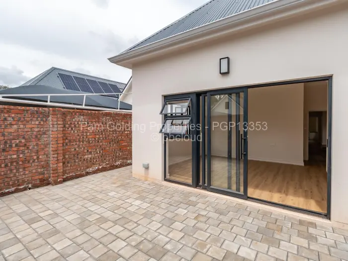 Townhouse/Cluster for Sale in Vainona, Harare