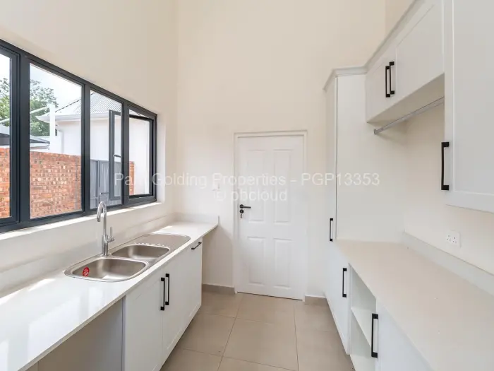 Townhouse/Cluster for Sale in Vainona, Harare