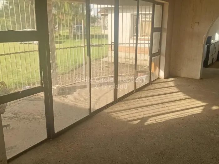 5 Bedroom House for Sale in Chadcombe, Harare