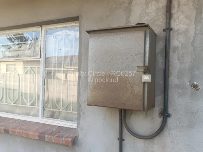 5 Bedroom House for Sale in Chadcombe, Harare