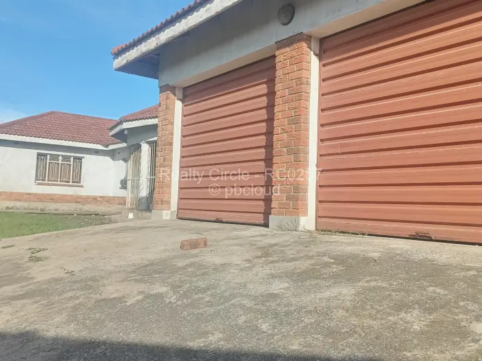 5 Bedroom House for Sale in Chadcombe, Harare