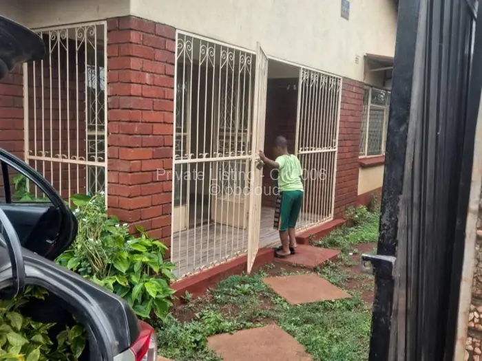 4 Bedroom House to Rent in Kuwadzana, Harare