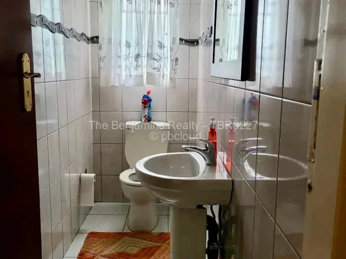 Townhouse/Cluster to Rent in Pomona