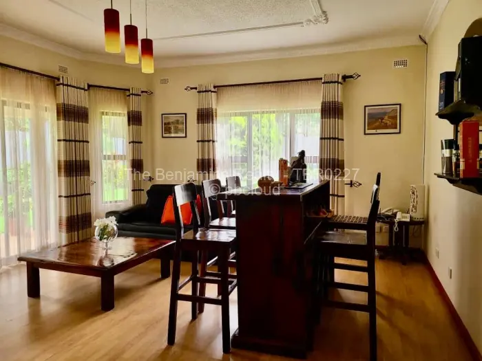 Townhouse/Cluster to Rent in Pomona