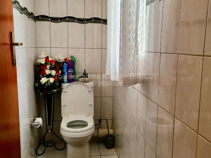 Townhouse/Cluster to Rent in Pomona