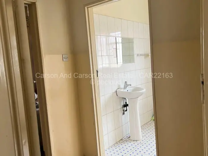 2 Bedroom Cottage/Garden Flat to Rent in Houghton Park, Harare