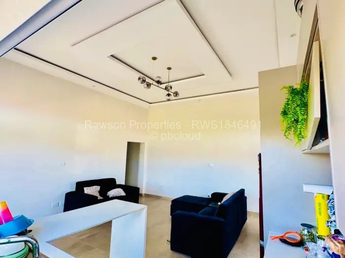 Townhouse/Cluster for Sale in Arlington, Harare