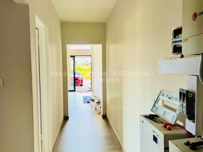 Townhouse/Cluster for Sale in Arlington, Harare