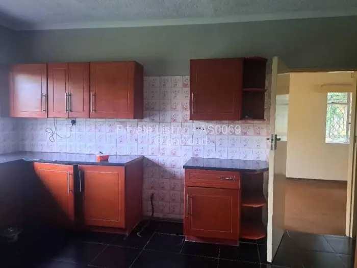 3 Bedroom House to Rent in Emerald Hill, Harare