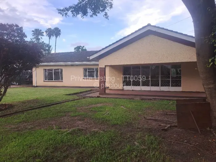 3 Bedroom House to Rent in Emerald Hill, Harare