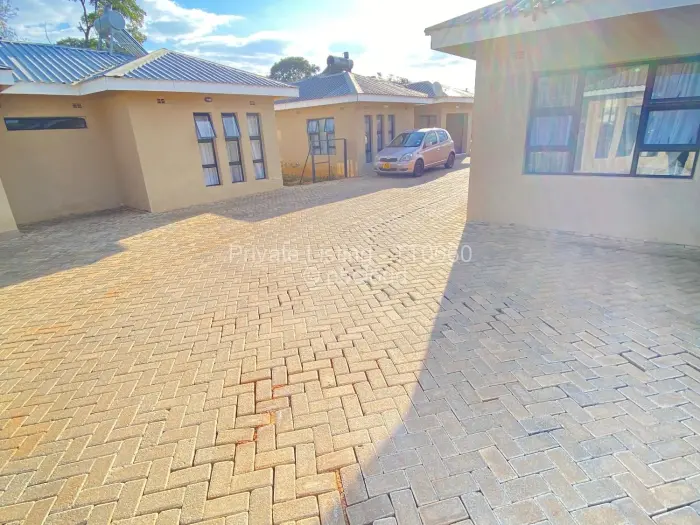 Flat/Apartment to Rent in Bluff Hill, Harare