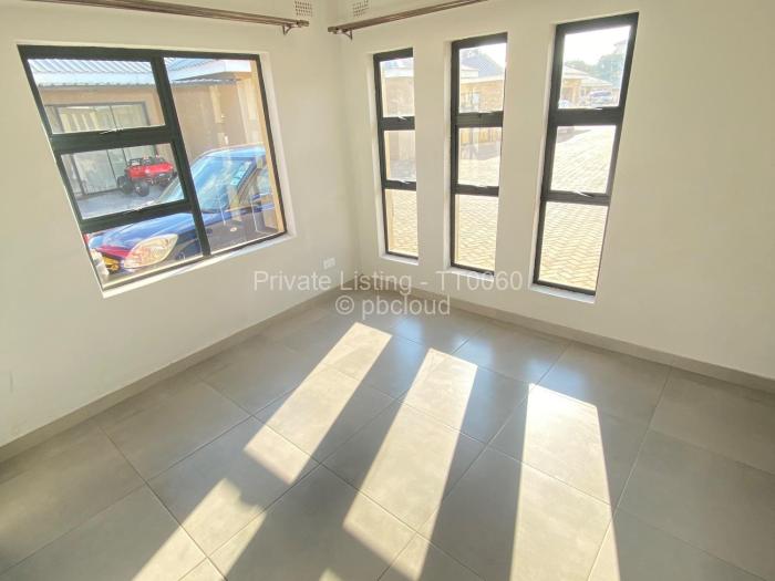 Flat/Apartment to Rent in Bluff Hill, Harare