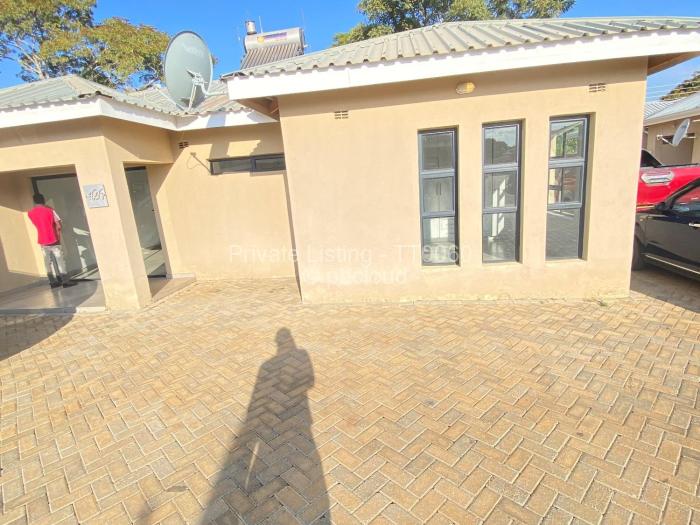 Flat/Apartment to Rent in Bluff Hill, Harare