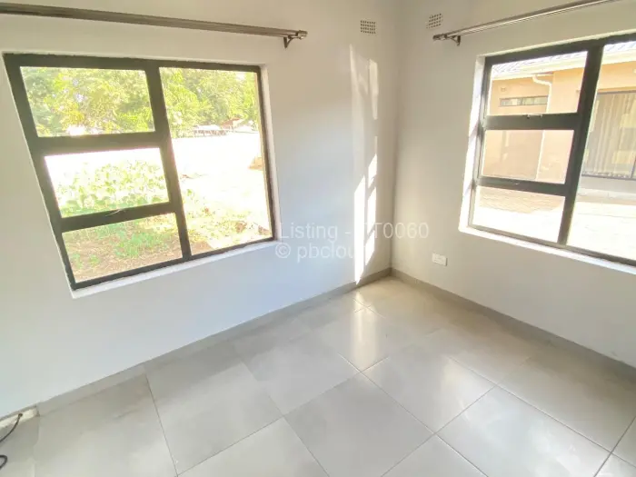 Flat/Apartment to Rent in Bluff Hill, Harare