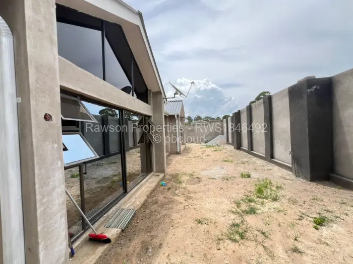 Townhouse/Cluster for Sale in Greendale, Harare