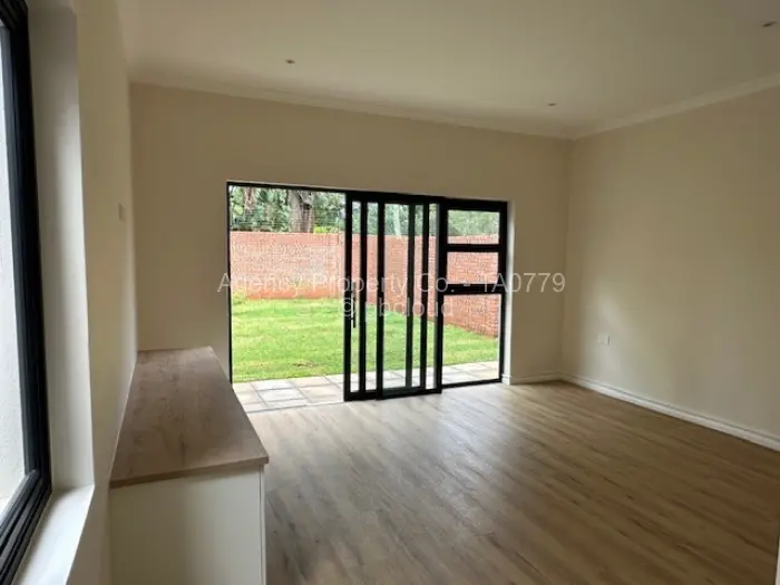 Townhouse/Cluster to Rent in Vainona, Harare